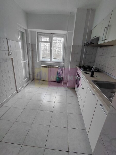 Vanzare apartament bd Unirii, vedere exclusiv la bulevard